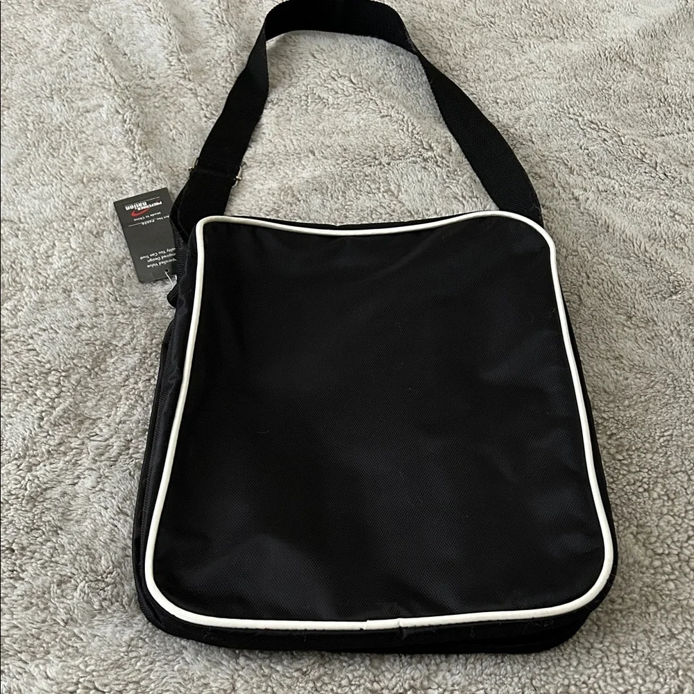 BAD BUNNY WORLD HOTTEST TOUR Black Messenger Bag